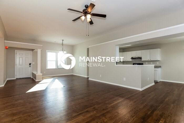 10715 Appleberry Ln - Photo 5 of 16