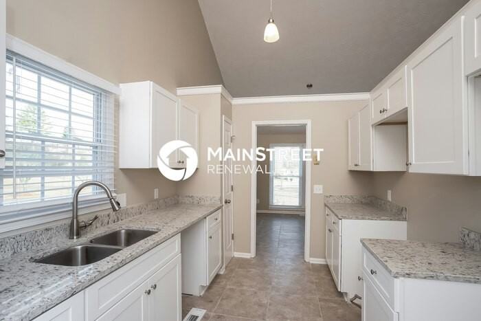 4790 Burford Ct Nw - Photo 5 of 15