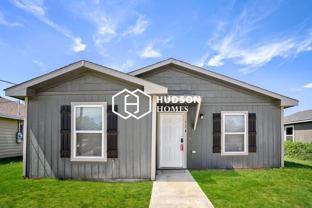 714 W Avenue Z - Photo 1 of 1