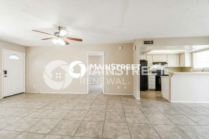 2833 E Beck Ln #4 - Photo 3 of 16