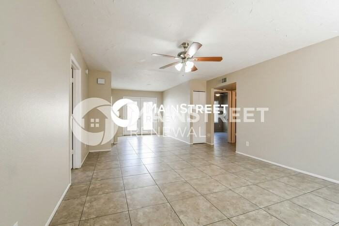 2833 E Beck Ln #4 - Photo 4 of 16