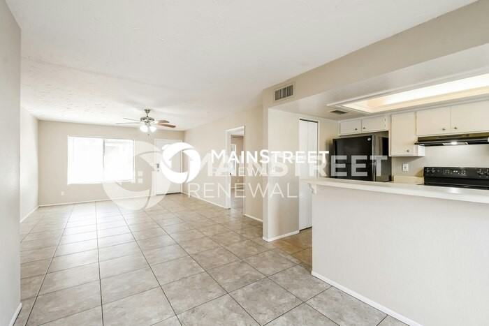 2833 E Beck Ln #4 - Photo 6 of 16