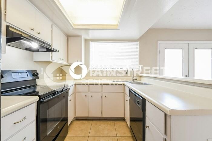 2833 E Beck Ln #4 - Photo 7 of 16