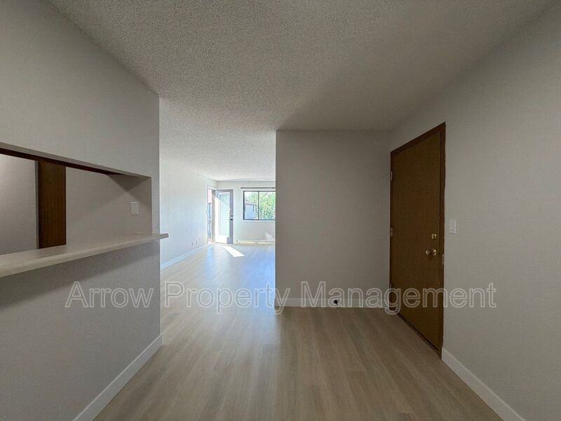 2380 N 44th St #9 - Photo 2 of 13