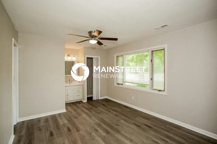 57 N Devon Ave - Photo 6 of 16