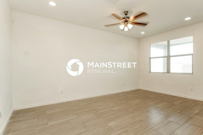 4504 W Stonecrop Dr - Photo 4 of 16