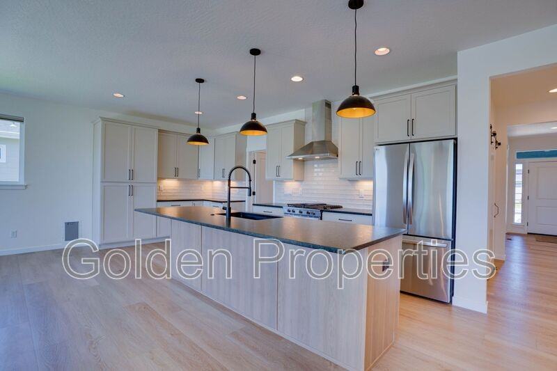 7768 N Girard Cir - Photo 2 of 26