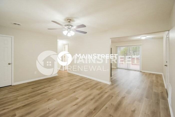 2726 Heatherlea Ct - Photo 4 of 16