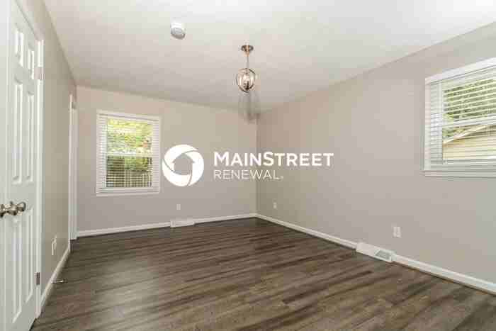 4712 Beechcroft Dr - Photo 7 of 16