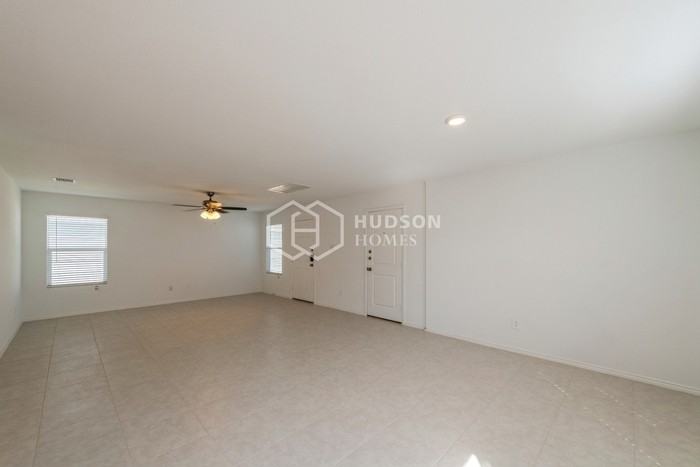 2983 Wallace Wells Ct - Photo 3 of 24