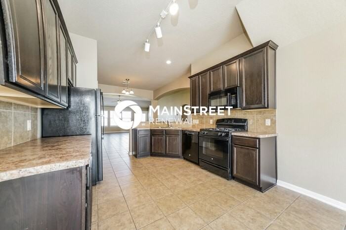 211 Summer Pine Ct - Photo 7 of 16