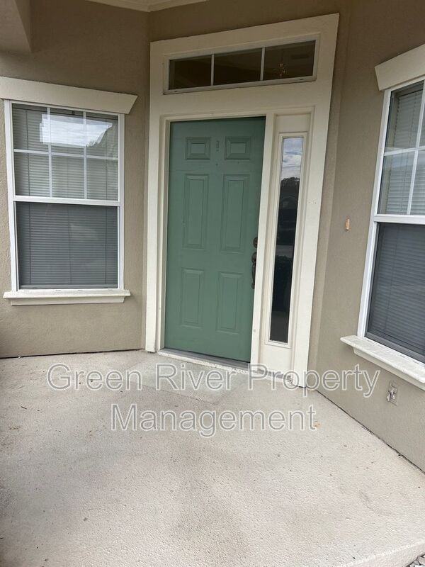 2120 - Photo 2 of 26