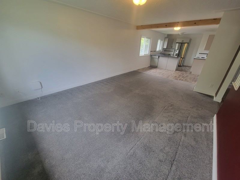 9620 75 St Nw #MAIN - Photo 3 of 10