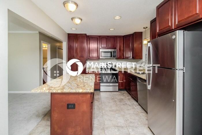 537 Kingfield Dr Sw - Photo 5 of 16