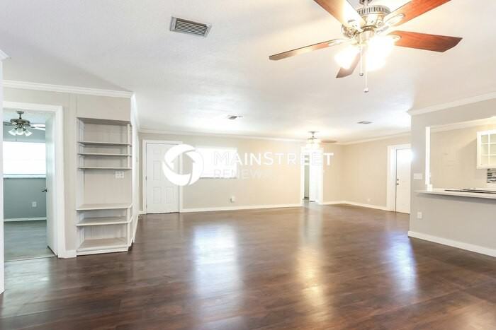 2069 Powderhorn Dr - Photo 4 of 16
