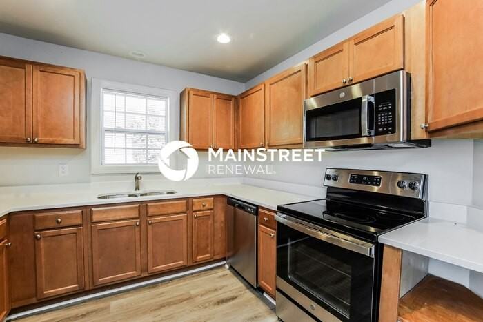 338 Randolph Dr - Photo 6 of 16