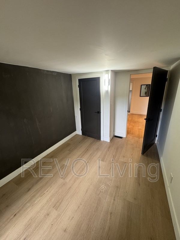151 Colborne St #151-5 - Photo 2 of 11