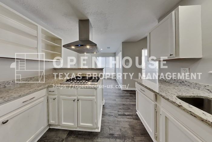 6823 Heather Hollow Dr - Photo 6 of 20