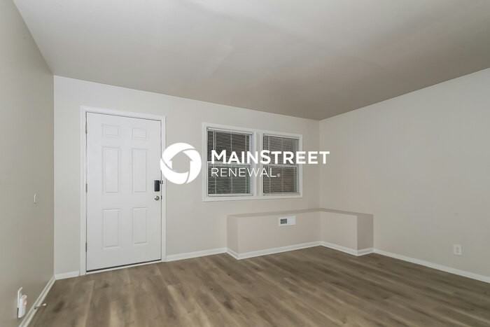6602 E 47th St - Photo 2 of 16