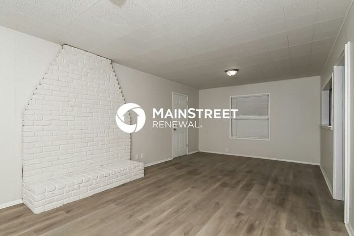 6602 E 47th St - Photo 7 of 16