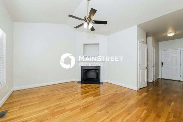 6700 Linwood Dr - Photo 4 of 16
