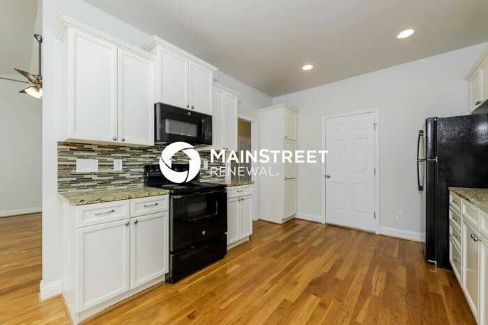 6700 Linwood Dr - Photo 7 of 16