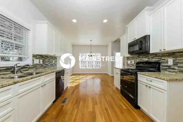 6700 Linwood Dr - Photo 7 of 16