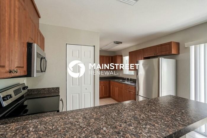 705 Ned Ave N - Photo 7 of 16