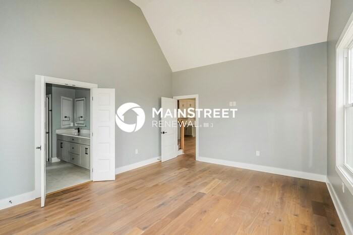 1114 Mcgavock Pike #B - Photo 7 of 17
