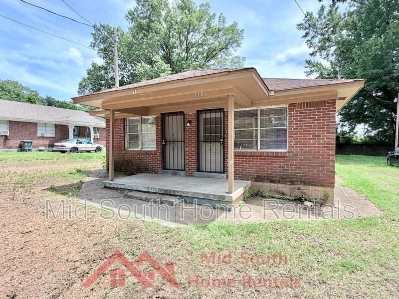 1379 Ferguson Rd #4 - Photo 2 of 13