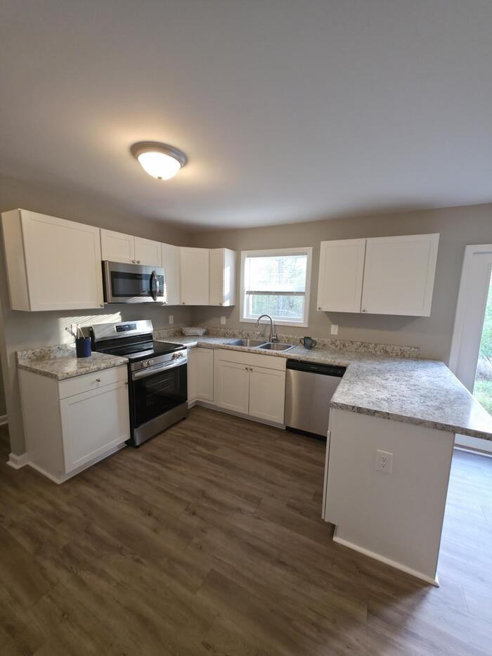 480 Candlestick Dr - Photo 3 of 19