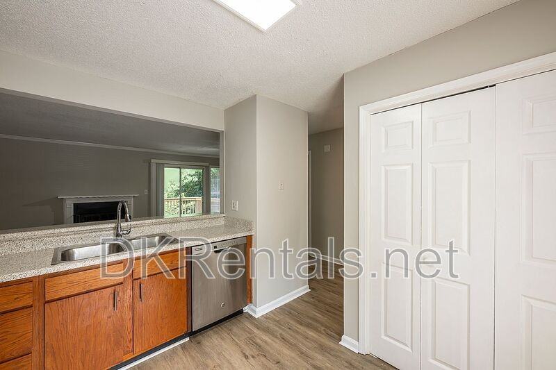 3538 Kennesaw Station Dr Nw - Photo 7 of 25