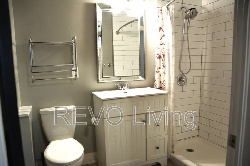 292 Welland Ave - Photo 3 of 6