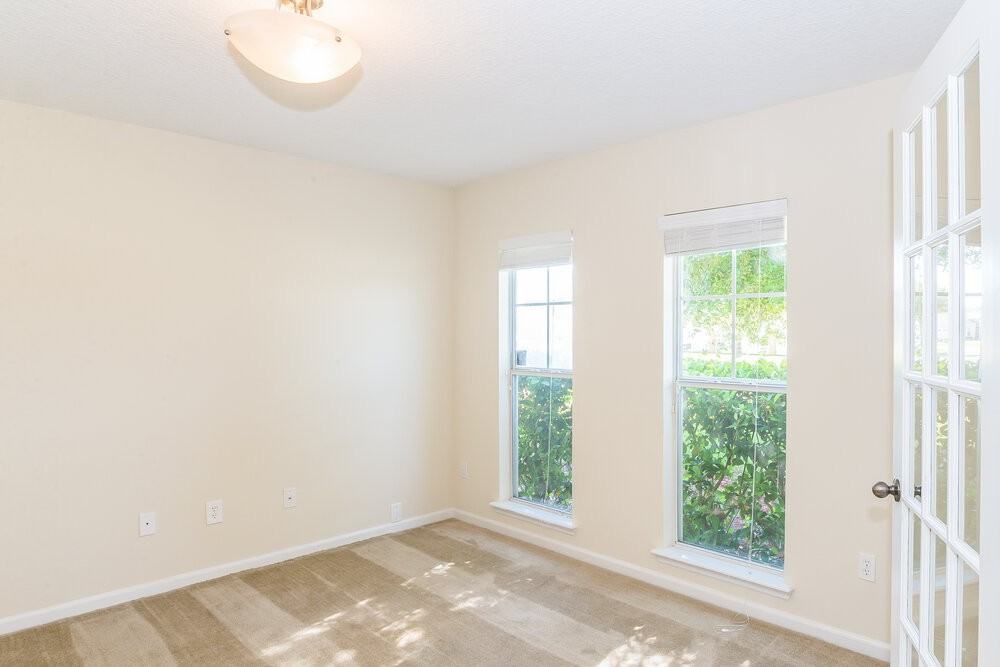 4143 Sherman Hills Pkwy W - Photo 2 of 15