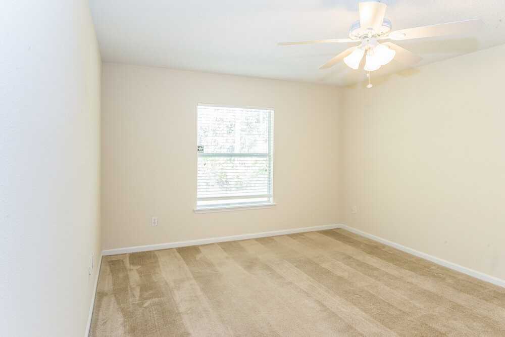 4143 Sherman Hills Pkwy W - Photo 7 of 15
