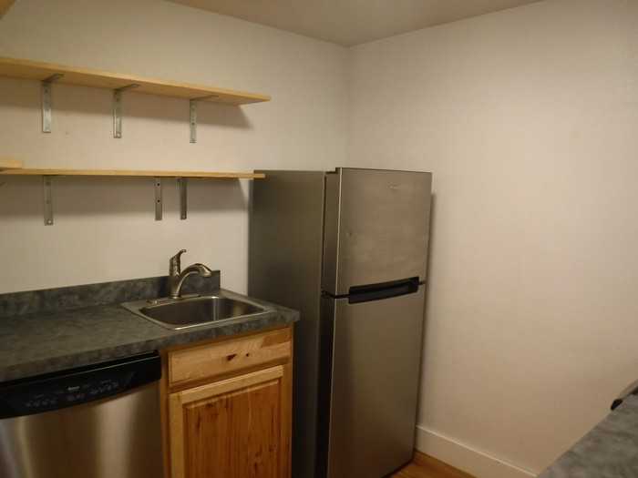 1201 Cleveland St #B - Photo 3 of 12