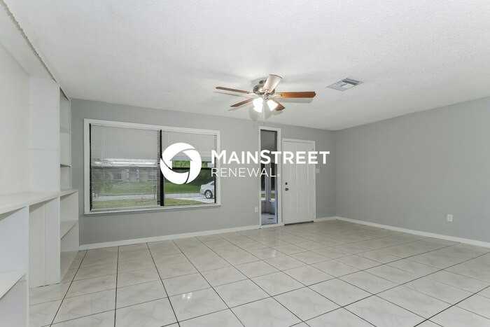 361 Sw Twig Ave - Photo 6 of 16