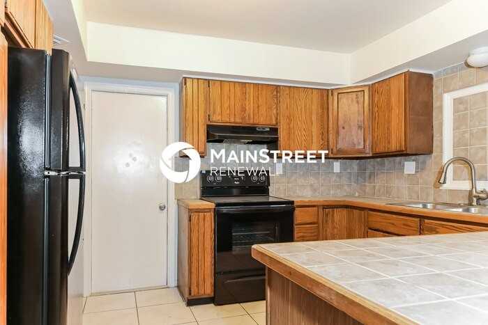 361 Sw Twig Ave - Photo 7 of 16