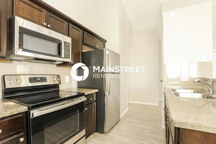 10048 W Mariposa St - Photo 6 of 15