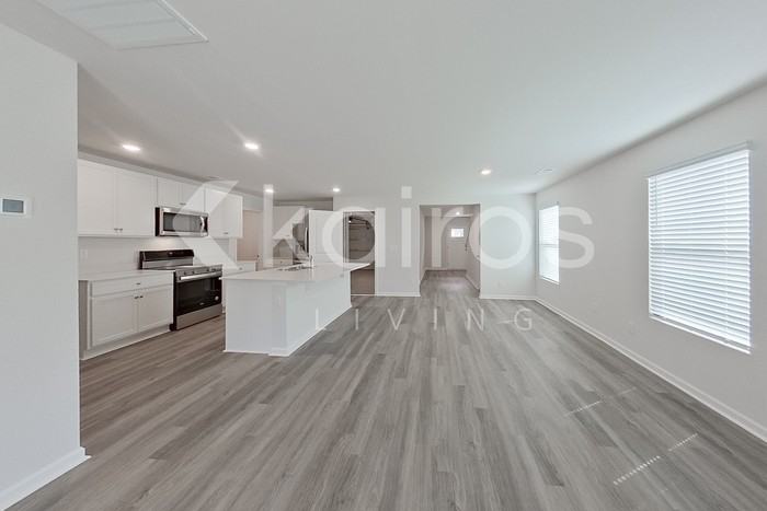 134 Inez Ave - Photo 5 of 34
