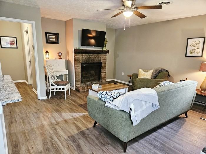 1330 White Oak Dr #1332 - Photo 6 of 16
