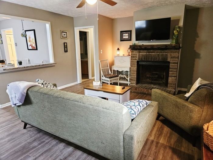 1330 White Oak Dr #1332 - Photo 7 of 16