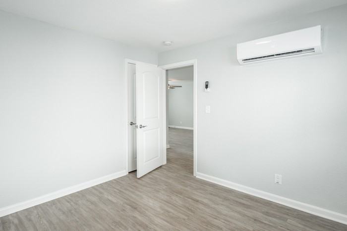 1208 W Ocean View Ave #5 - Photo 7 of 28
