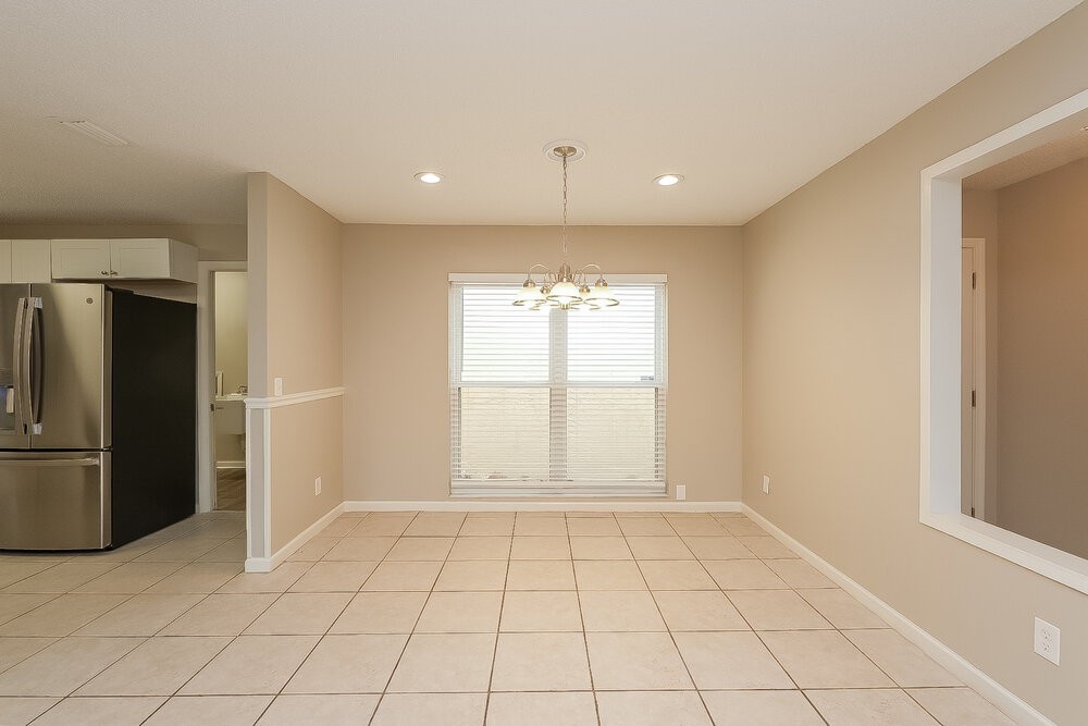 15709 Squirrel Tree Pl - Photo 7 of 16