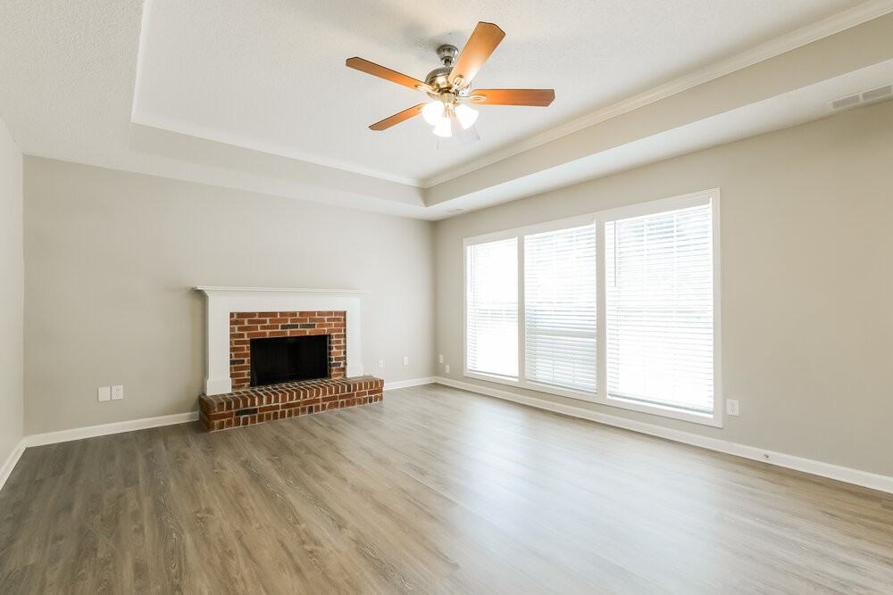 802 Pinder Point Ct - Photo 6 of 17