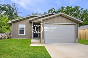 featured image of 514 E Shepherd St