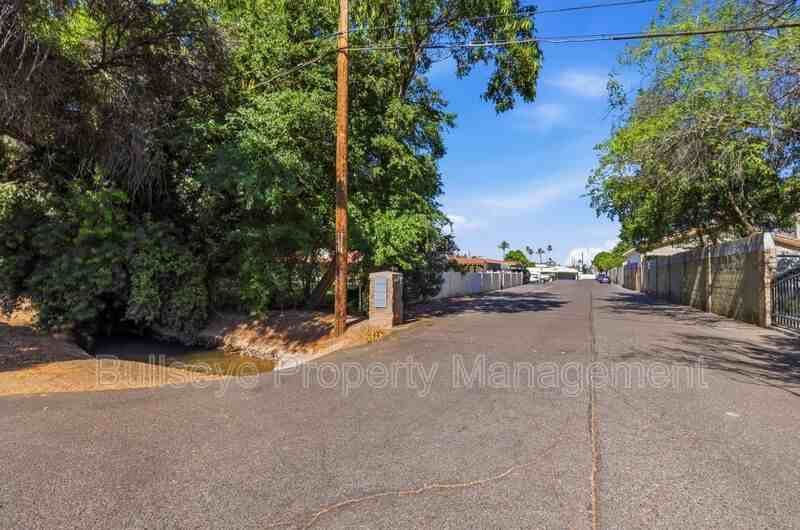 6530 N Central Ave - Photo 3 of 50