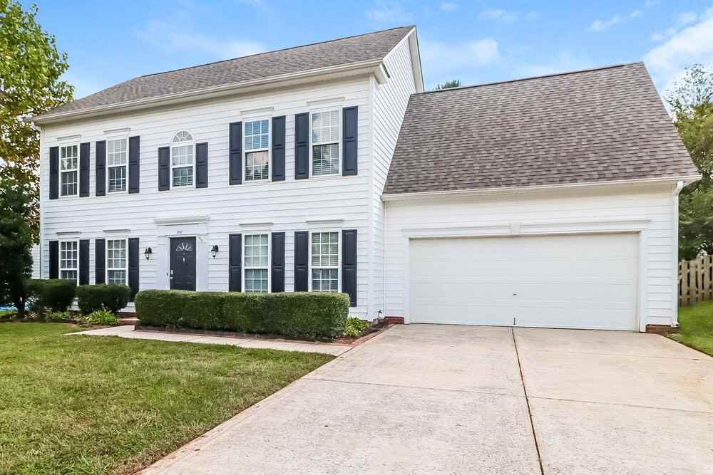 2432 Acadia Ct - Photo 4 of 17