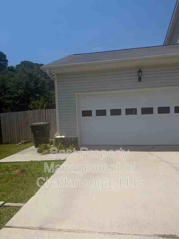 1801 Chase Meadows Cir - Photo 3 of 13