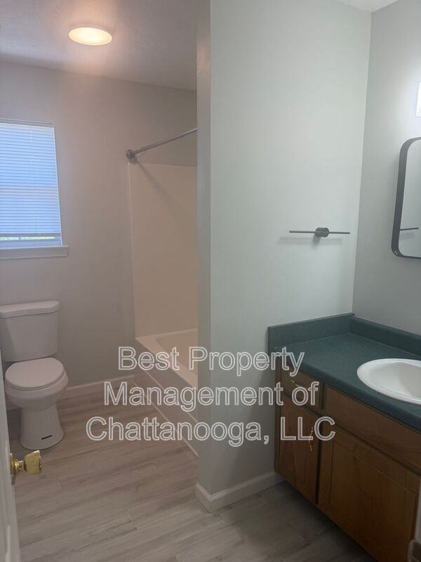 1801 Chase Meadows Cir - Photo 5 of 13